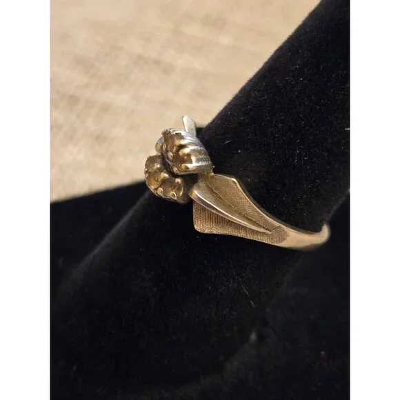VintageGold Floral Ring Onyx with Diamond Accent Size 5.75 Elegant Textured